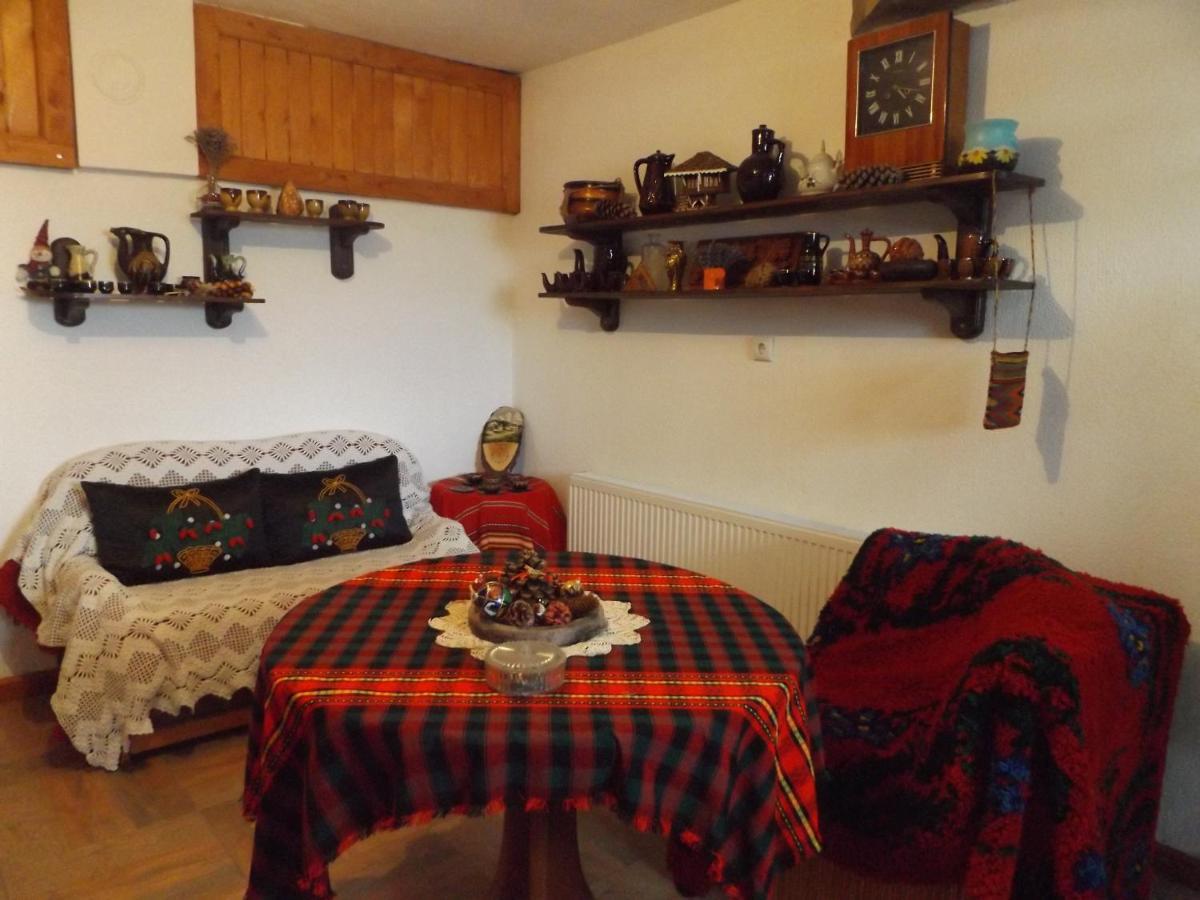 卡洛费尔 Къща Речен Шепот酒店 外观 照片
