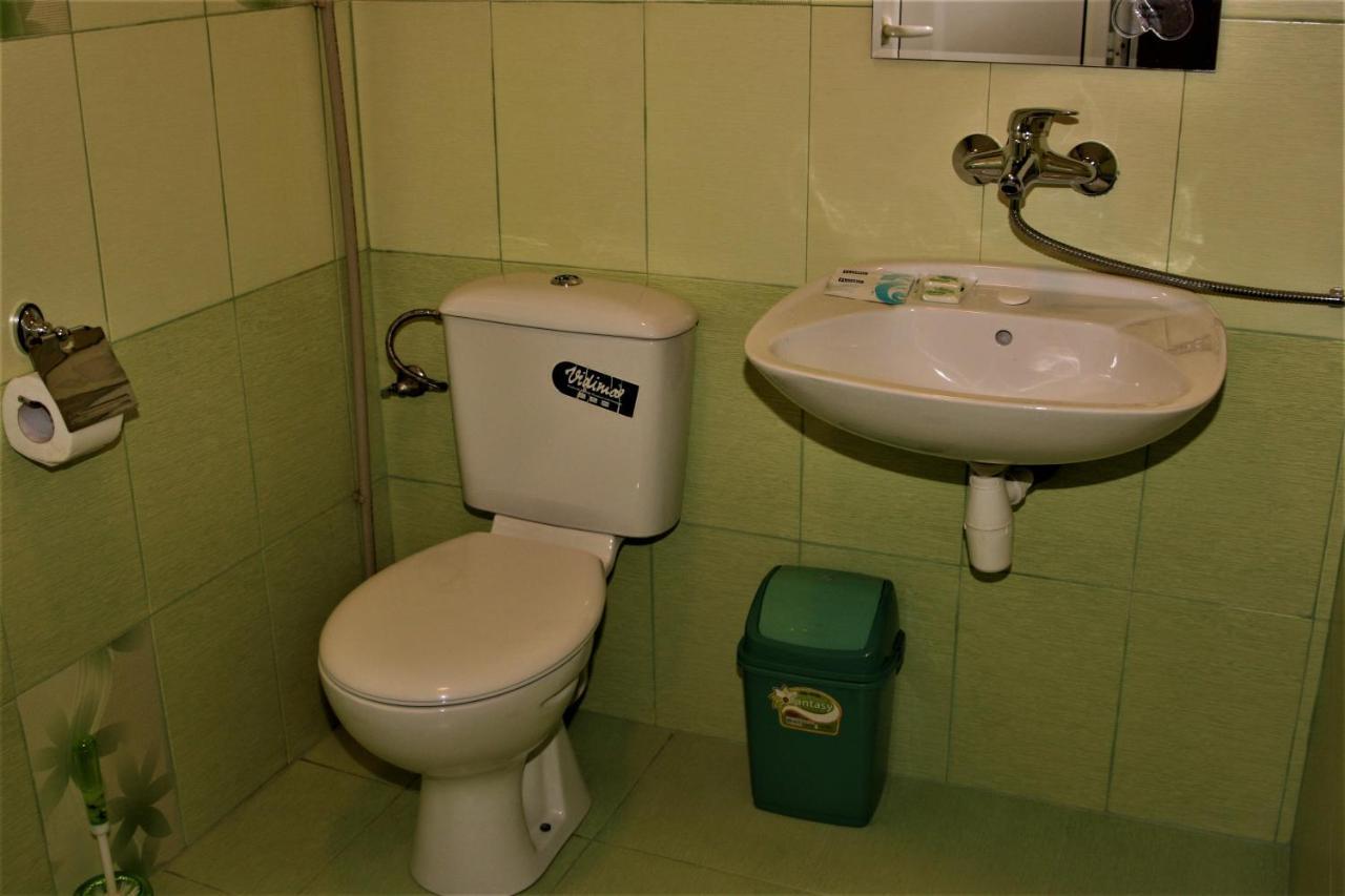 卡洛费尔 Къща Речен Шепот酒店 外观 照片