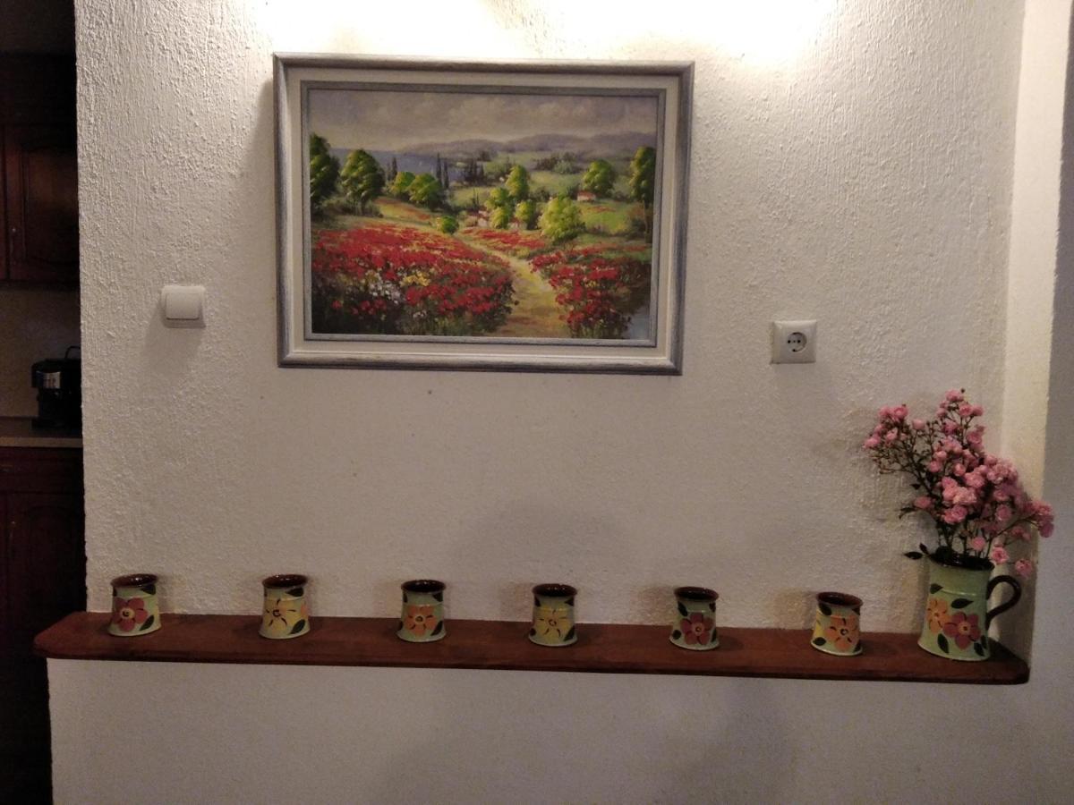 卡洛费尔 Къща Речен Шепот酒店 外观 照片